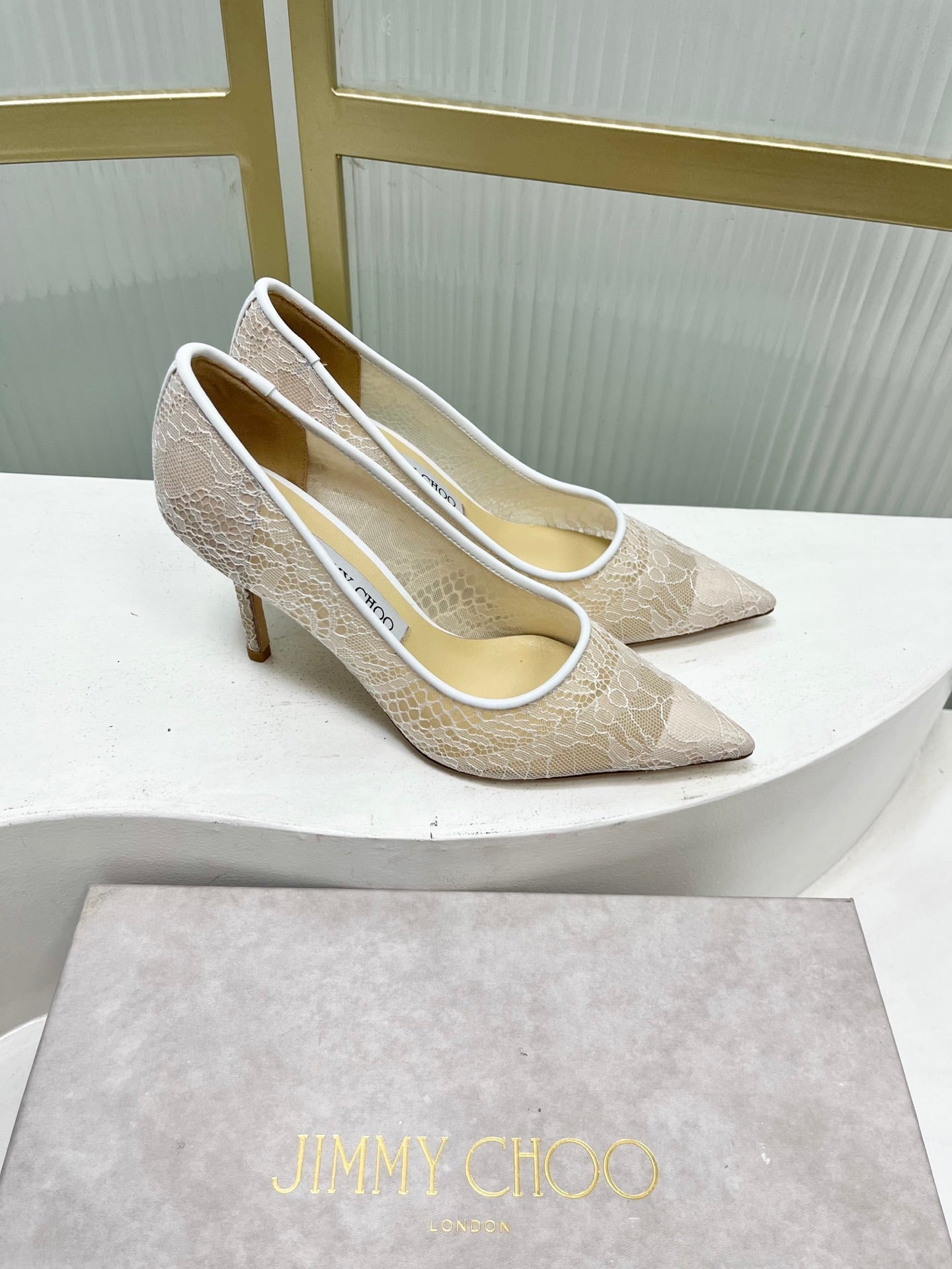 Jimmy 26s Heel Pump 85 White Beige Lace Sheepskin 605960