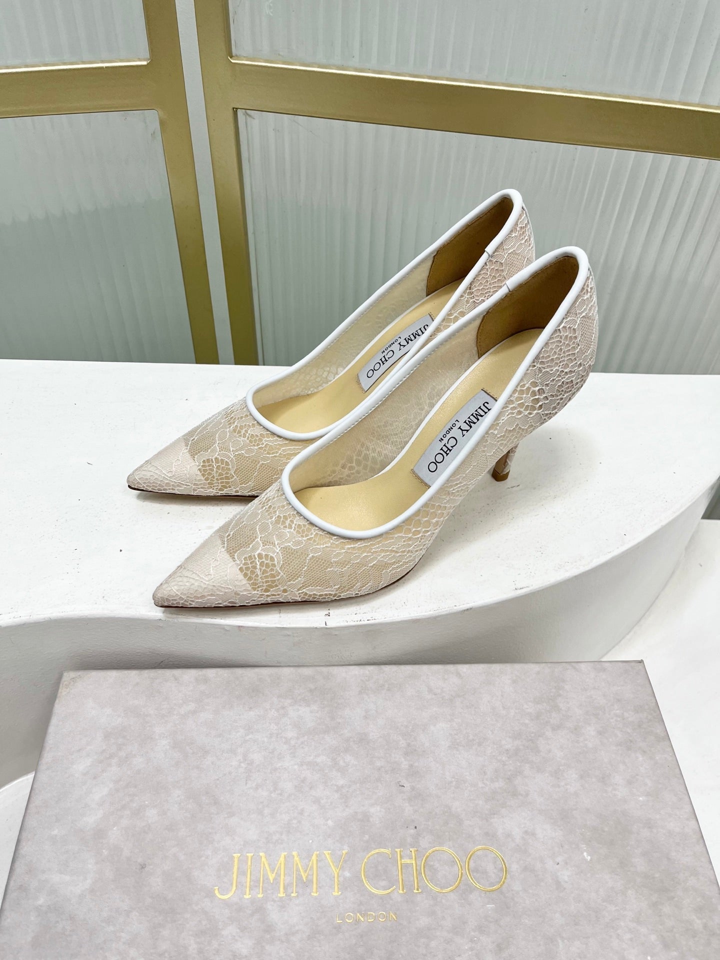 Jimmy 26s Heel Pump 85 White Beige Lace Sheepskin 605960