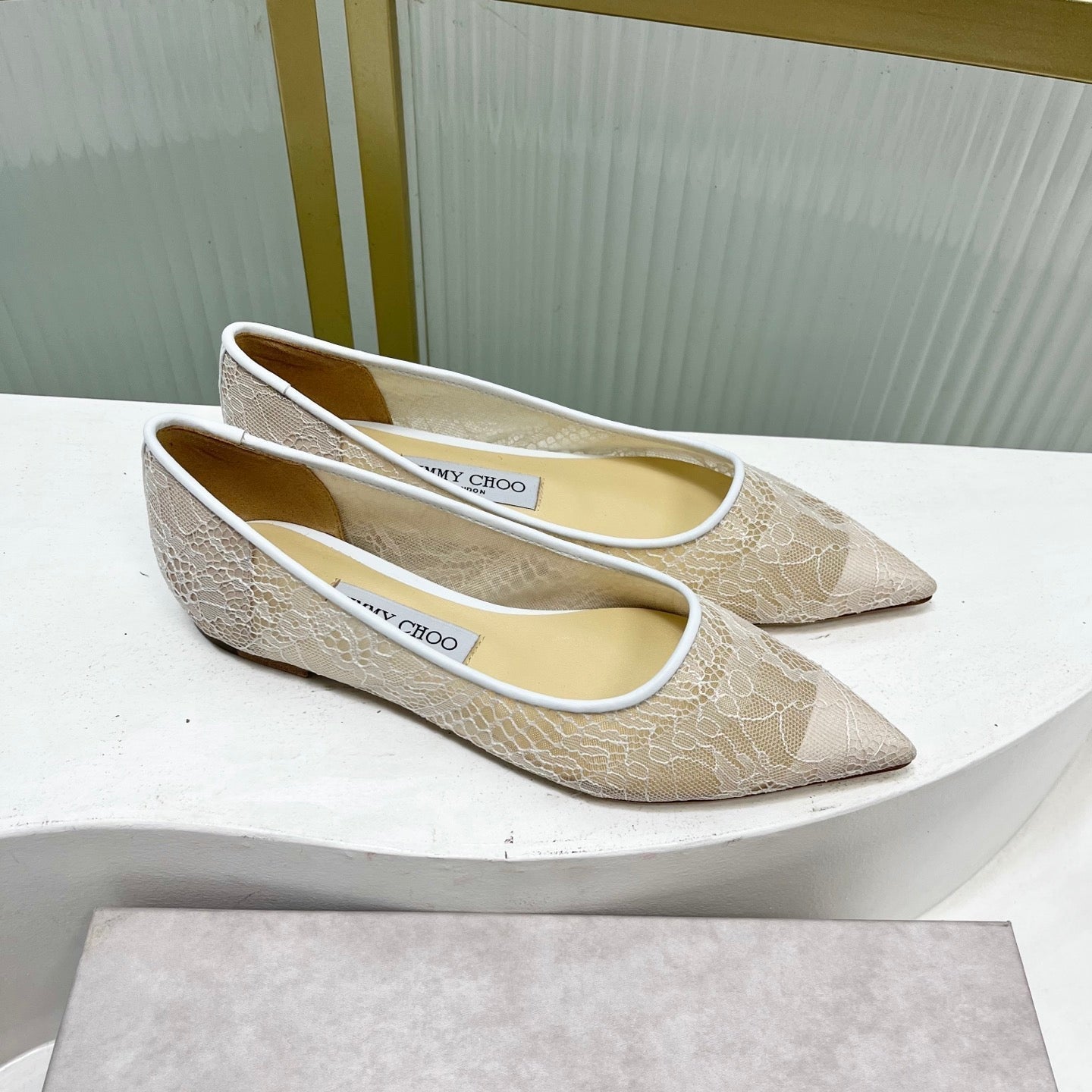 Jimmy 26s Ballet Flats White Beige Lace Sheepskin 605962