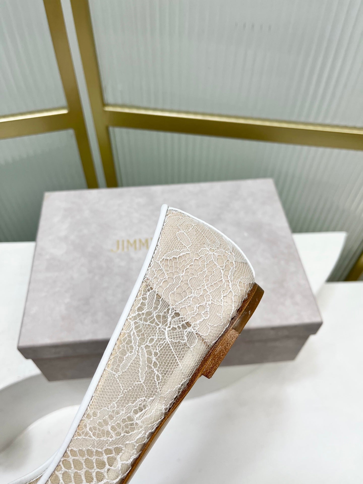 Jimmy 26s Ballet Flats White Beige Lace Sheepskin 605962