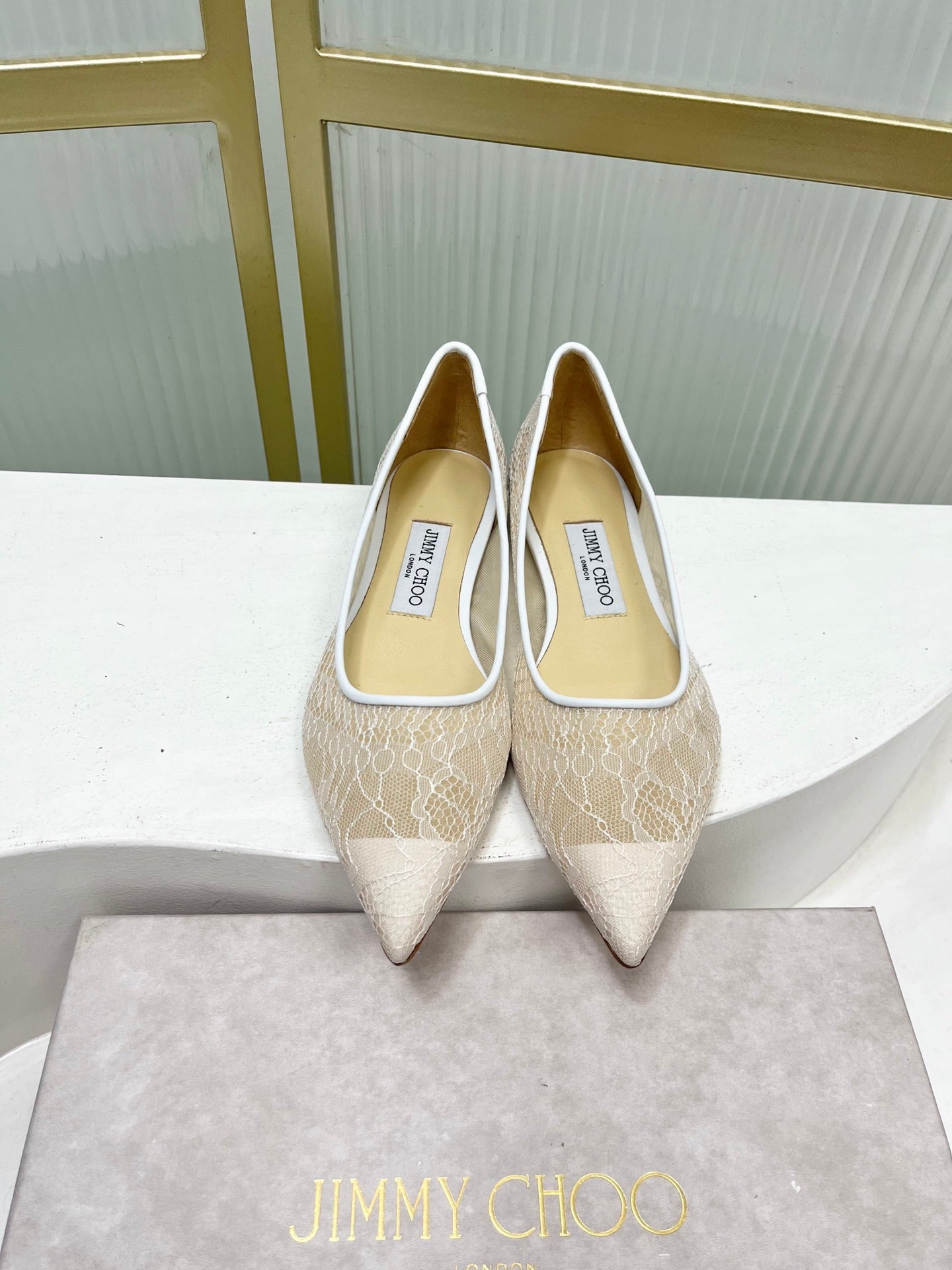 Jimmy 26s Ballet Flats White Beige Lace Sheepskin 605962
