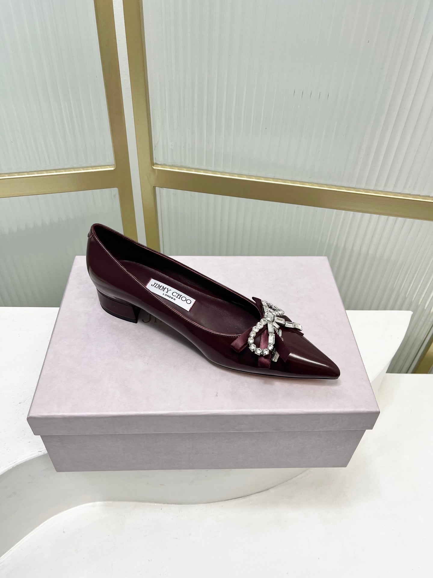 Jimmy 26s Pointed Toe Pump 25 Burgundy Cowhide 605964