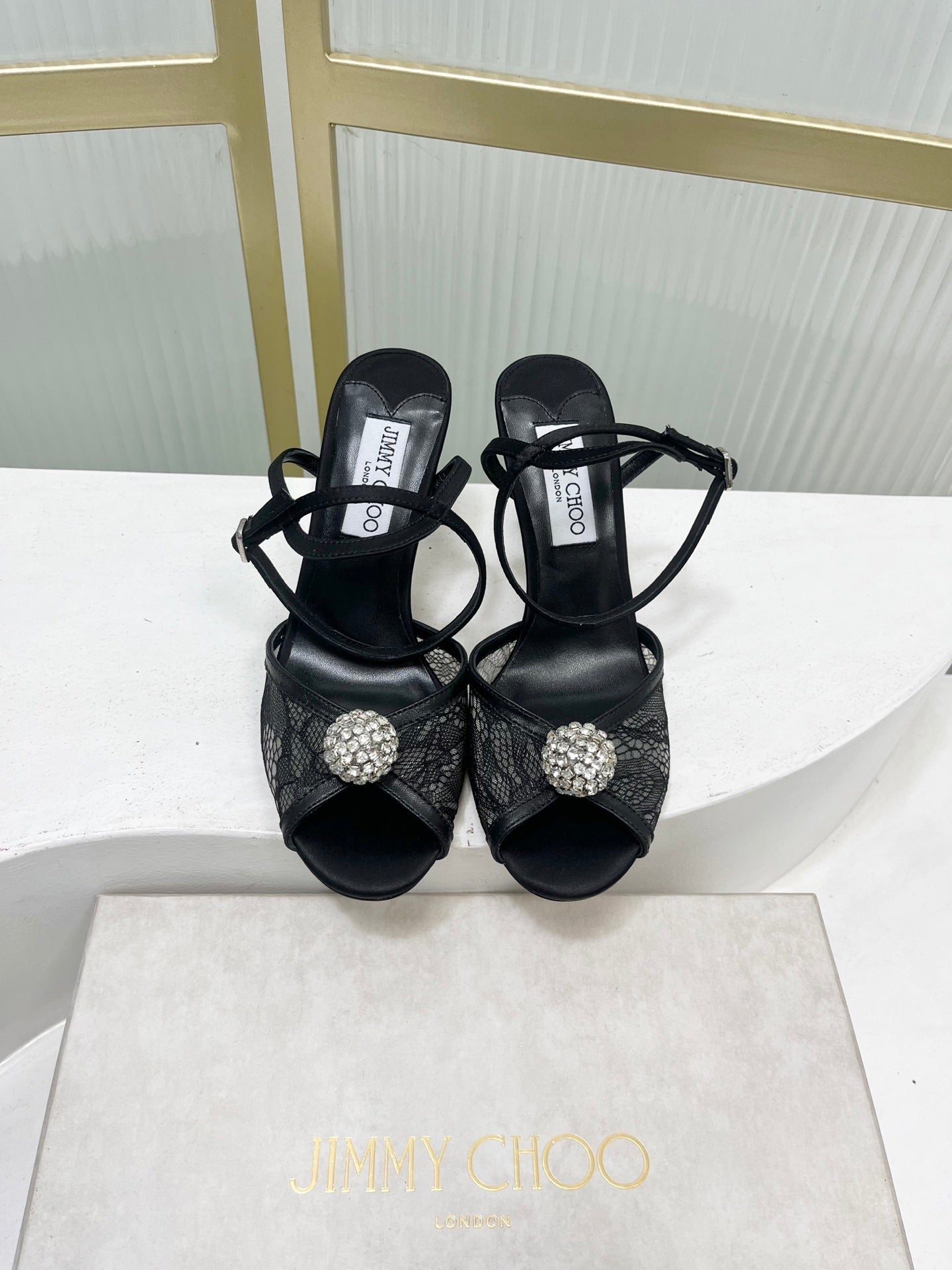 Jimmy 26s Peep-Toe High Heels  85 Black Lace Sheepskin 605973