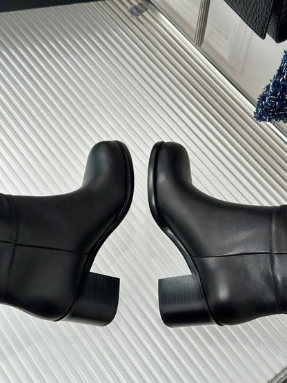 Alaila High Boots In Black Cowhdie 894440