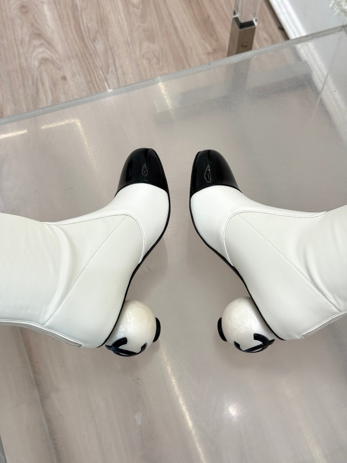 Chanel 25 Double C Giant Pearl Heel Long Boot White  Black Sheepskin 465412