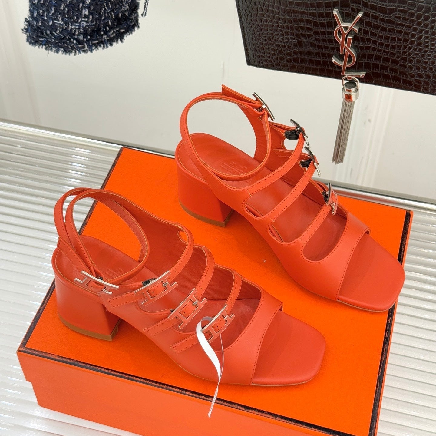 HM 26ss Peep Toe Sandals 65 Orange Sheepskin 642763