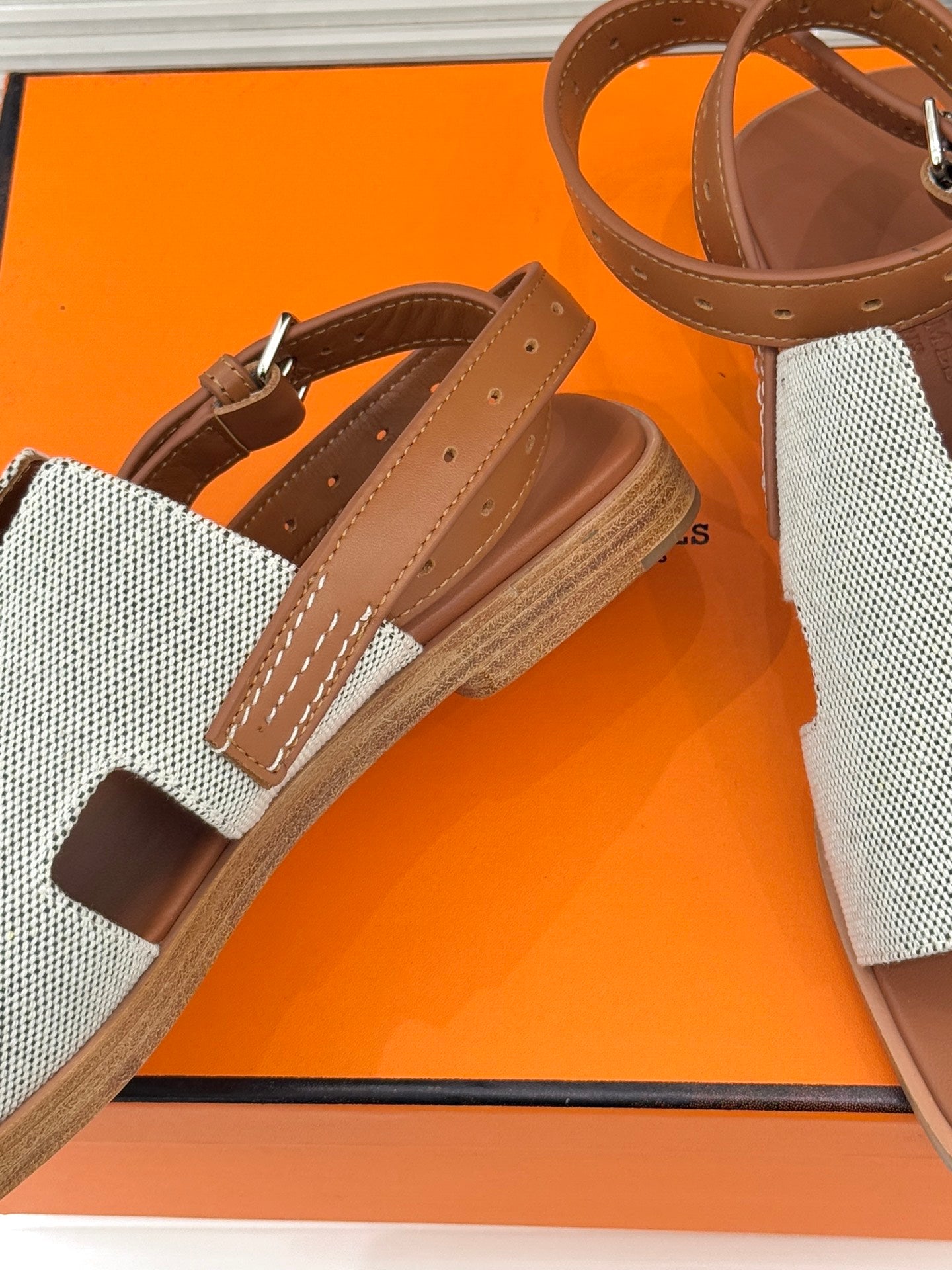 HM 26ss Flat Sandals Brown Beige Canvas Sheepskin 642790