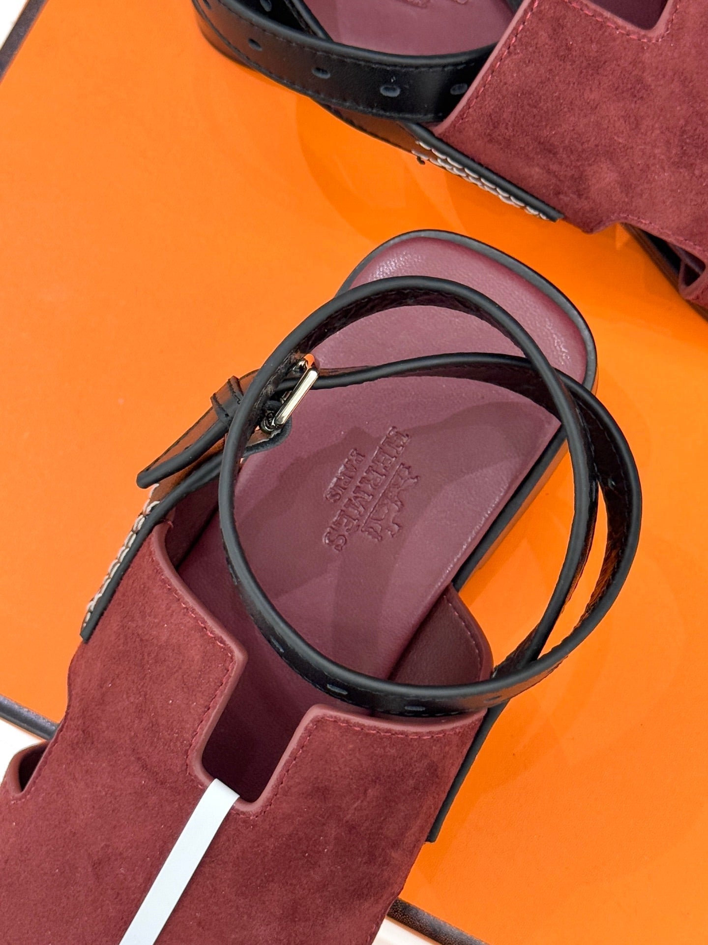 HM 26ss Flat Sandals Burgundy Suede Sheepskin 642797