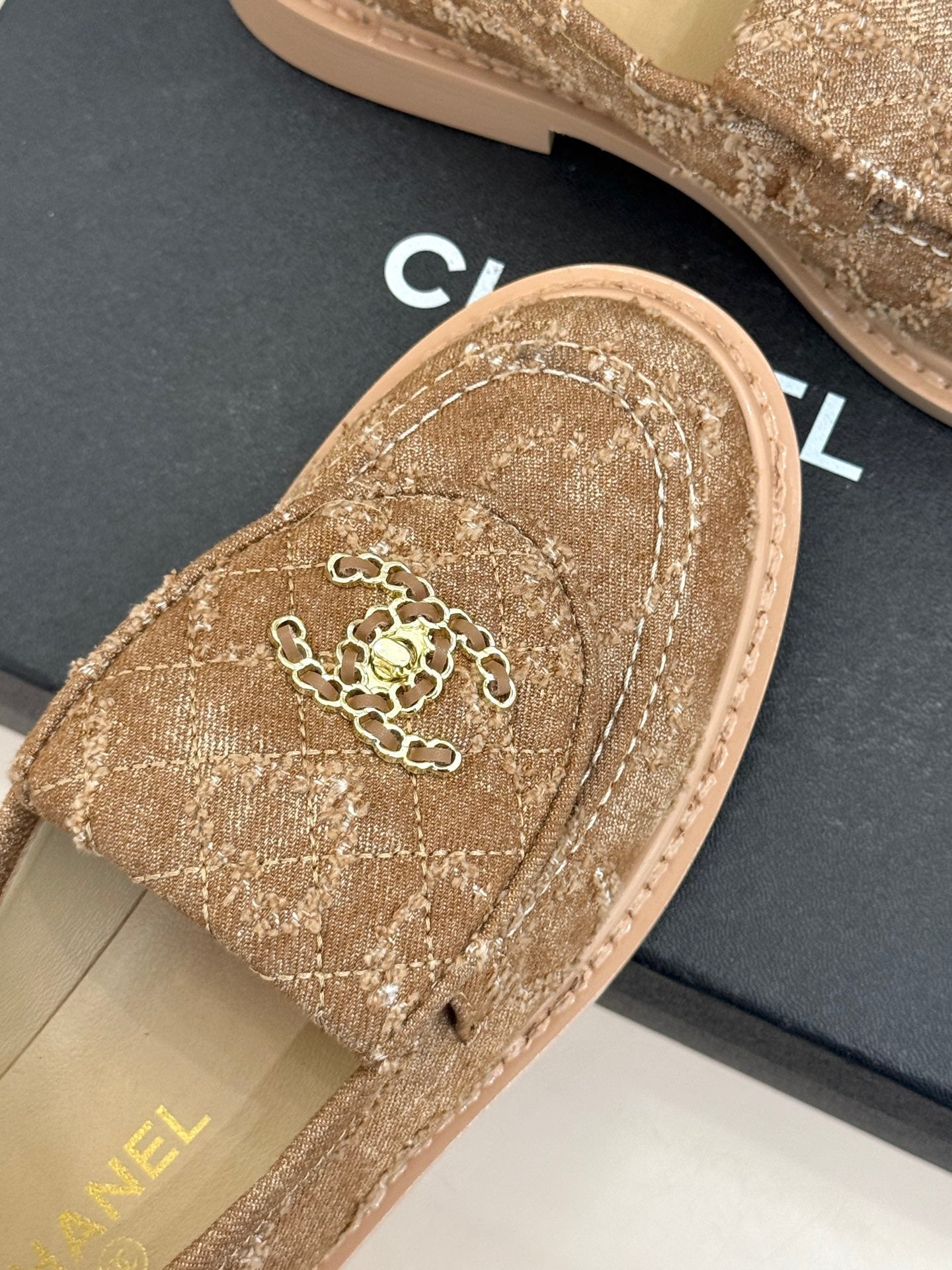 Chanel 2026 Double C High-Heeled Loafers Tweed Sheepskin 826098