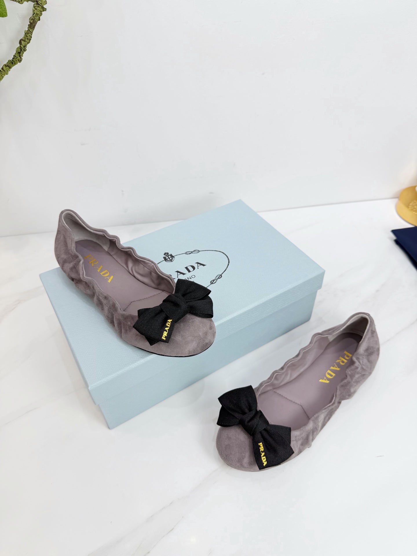 PRA 26SS Ballet Flat Gray Suede 592397