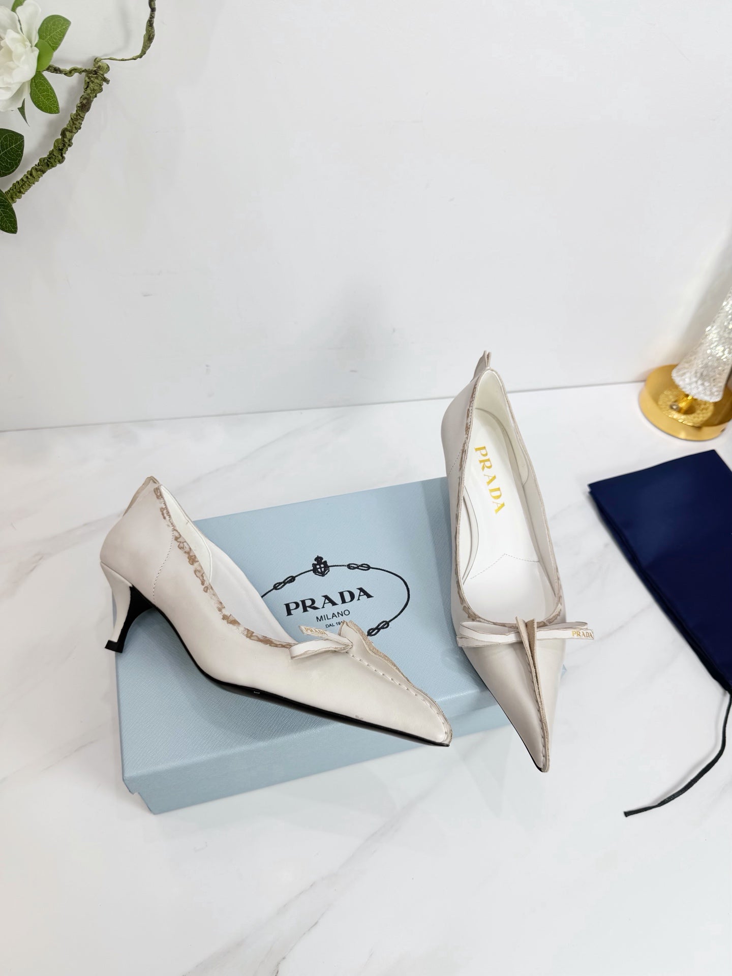 PRA 26SS Pump 55 Ivory Beige Cowhide 592406
