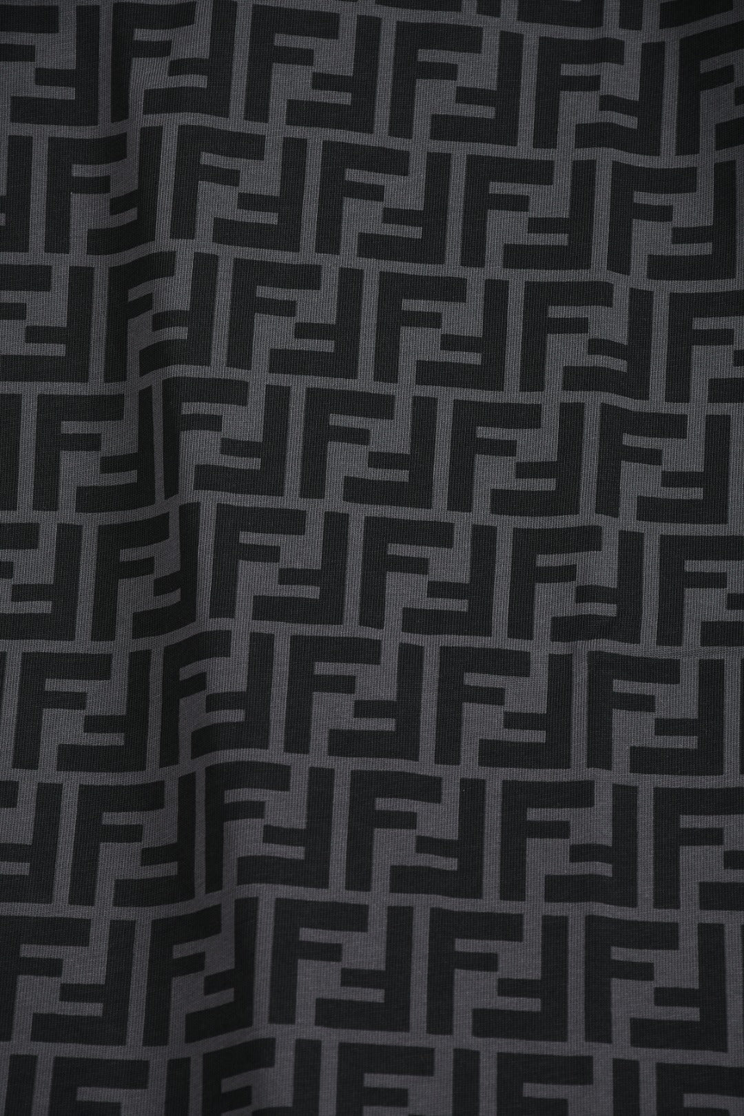Fendi 2026 Men's T-Shirt Black Gray Cotton 824930
