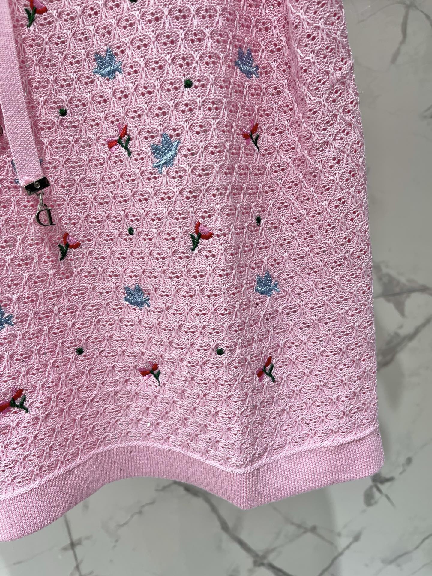 Dior 2026 Embroidered Bow Knit Short-sleeved Top Pink Cotton 714725