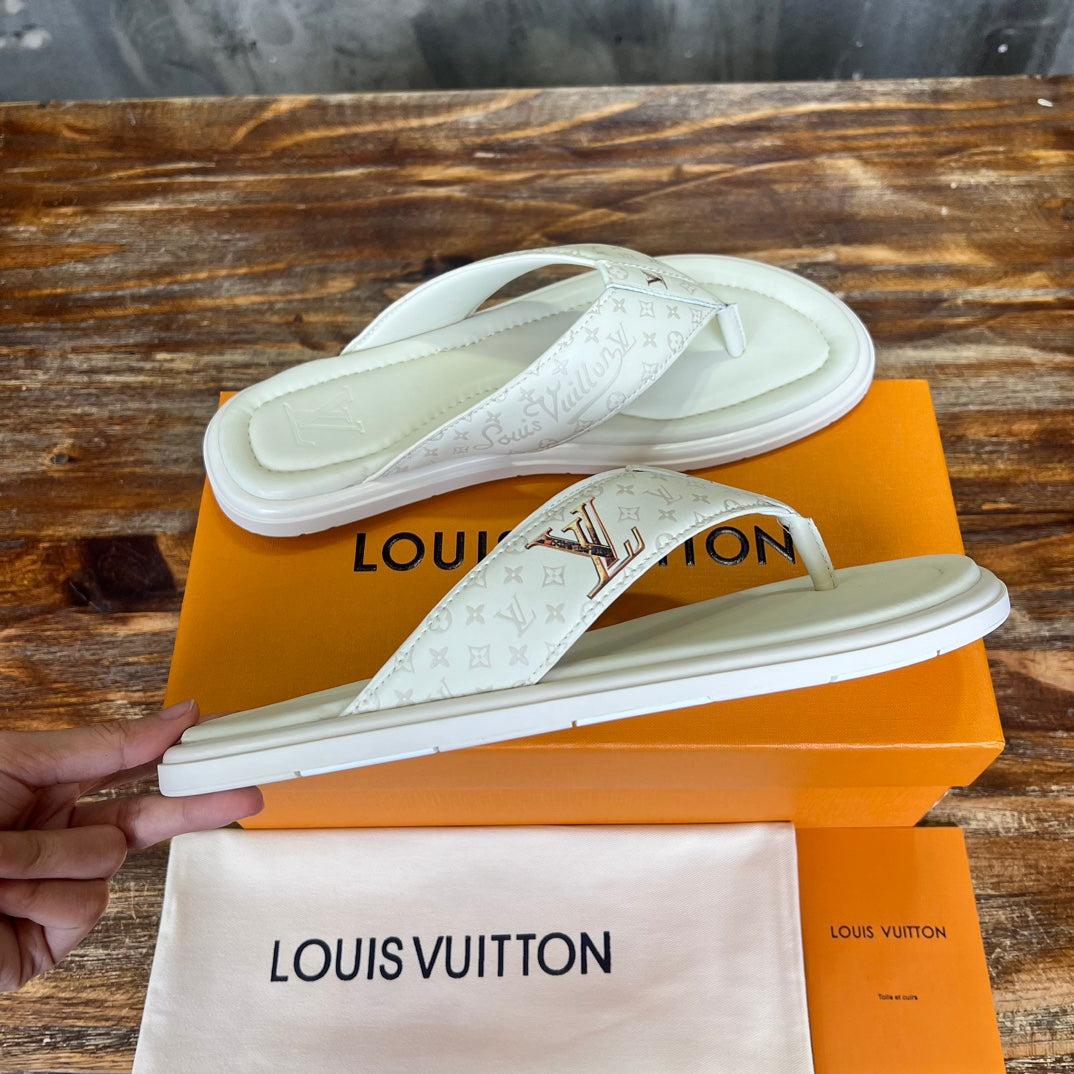 LV THONG SLIPPER IN WHITE MONOGRAM CALFSKIN