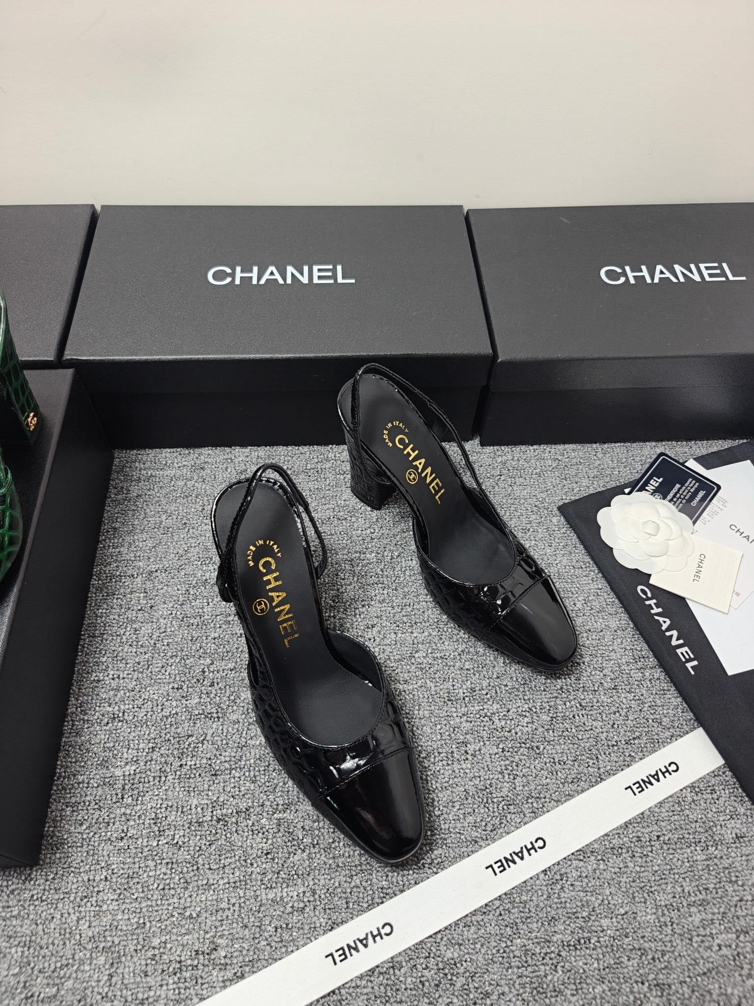 Chanel 2026 Crocodile Embossed Slingback Glossy Calfskin 855982