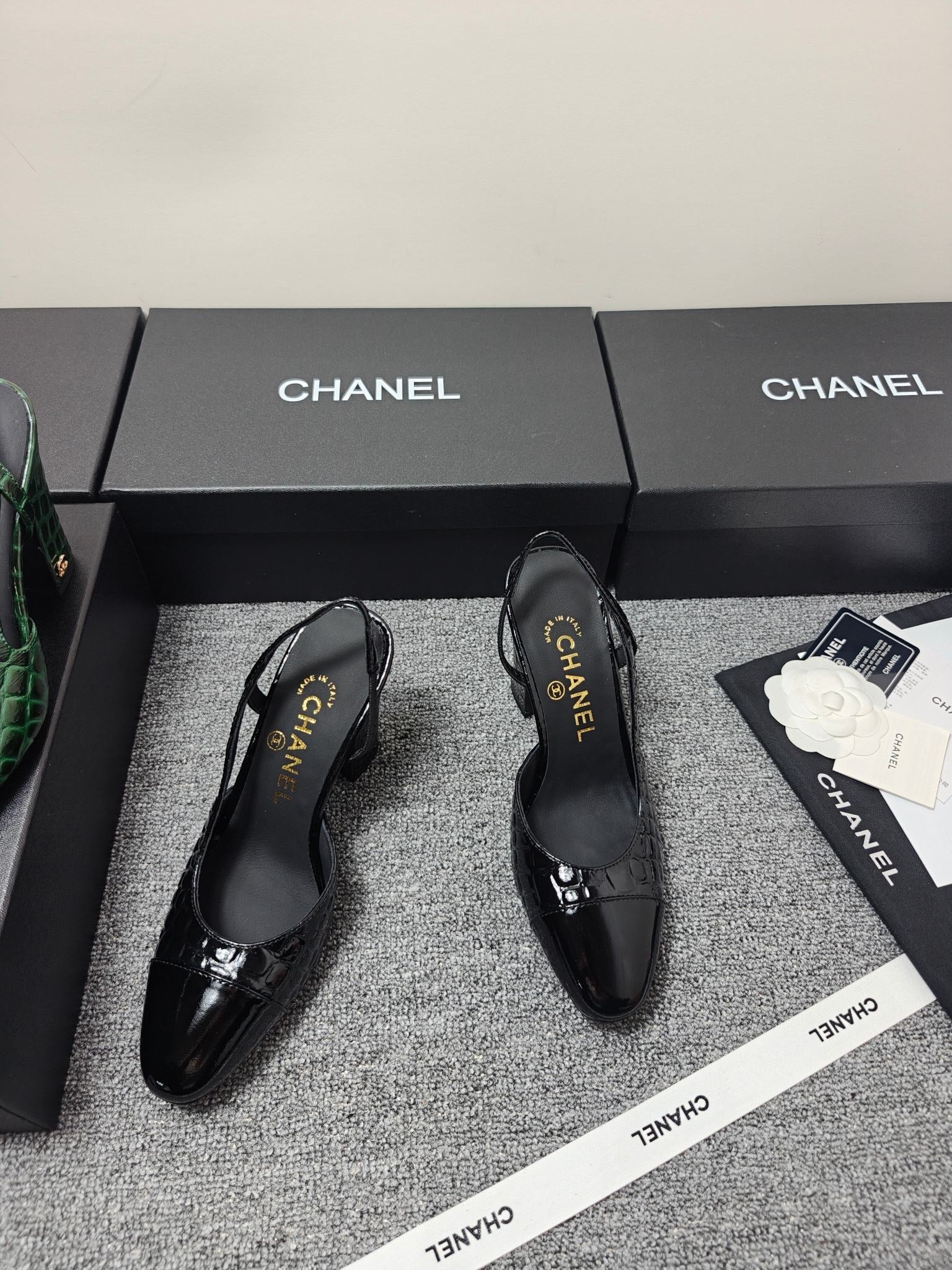 Chanel 2026 Crocodile Embossed Slingback Glossy Calfskin 855982