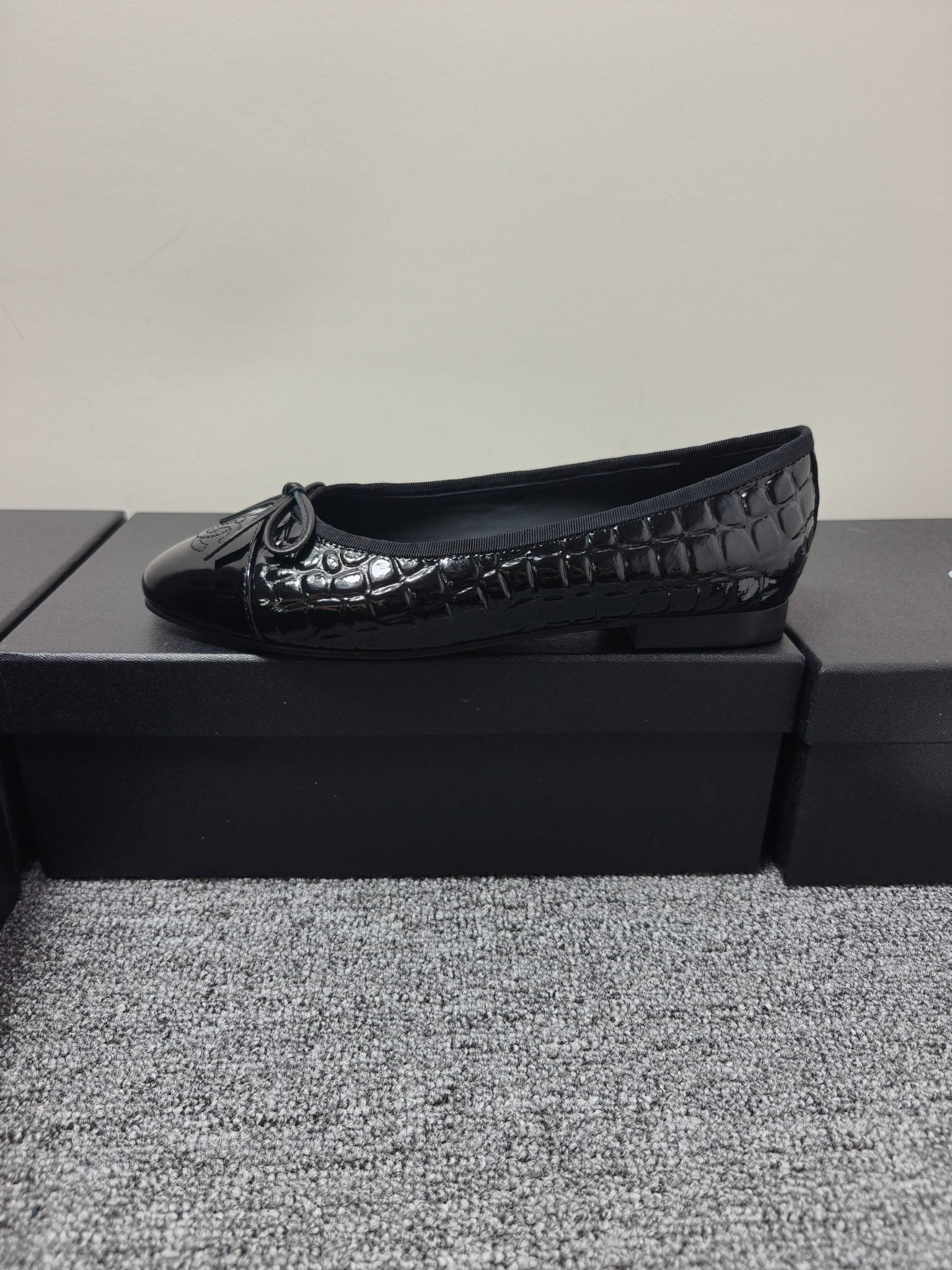 Chanel 2026 Crocodile Embossed Ballet Flat Glossy Calfskin 855991