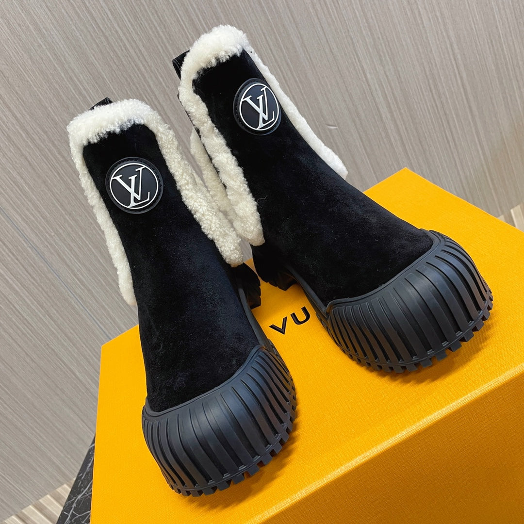 LV Ruby Flat Ankle Boot 50mm Black Suede