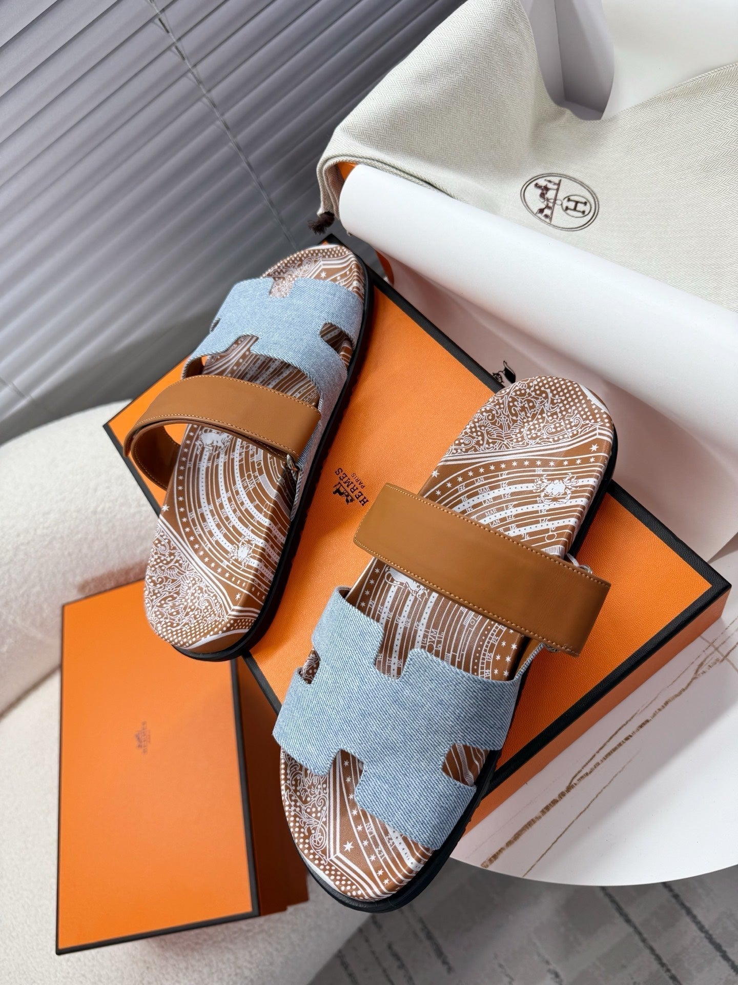 HM Chypre Sandal Demin Blue mix  Caramel Brown Demin with Cowhide 205490