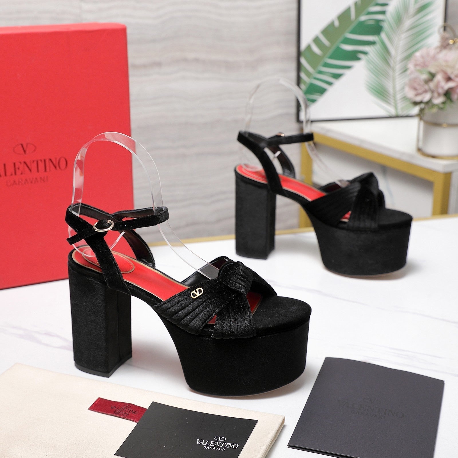 Valentino 2026 Garavani Crasher 110mm Velvet Platform Sandal Velvet 864497