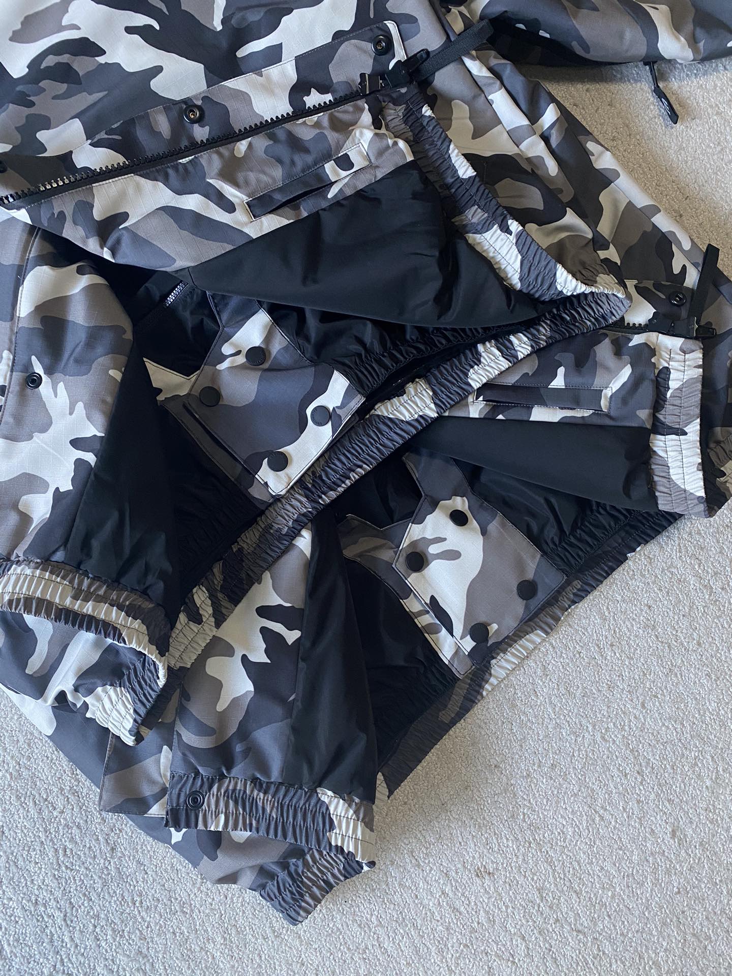 Balenciaga 25 Ski Jacket Polyester 0021