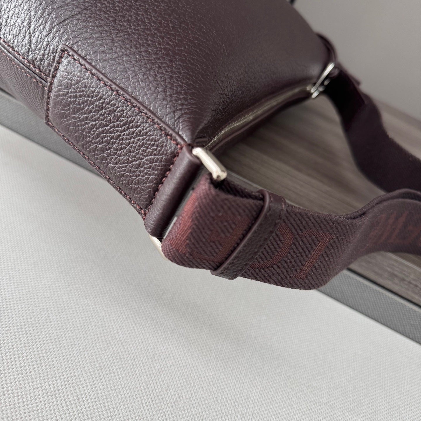 Loewe Small Cubi Crossbody Bag 29 Dark Burgundy Calfskin 280607