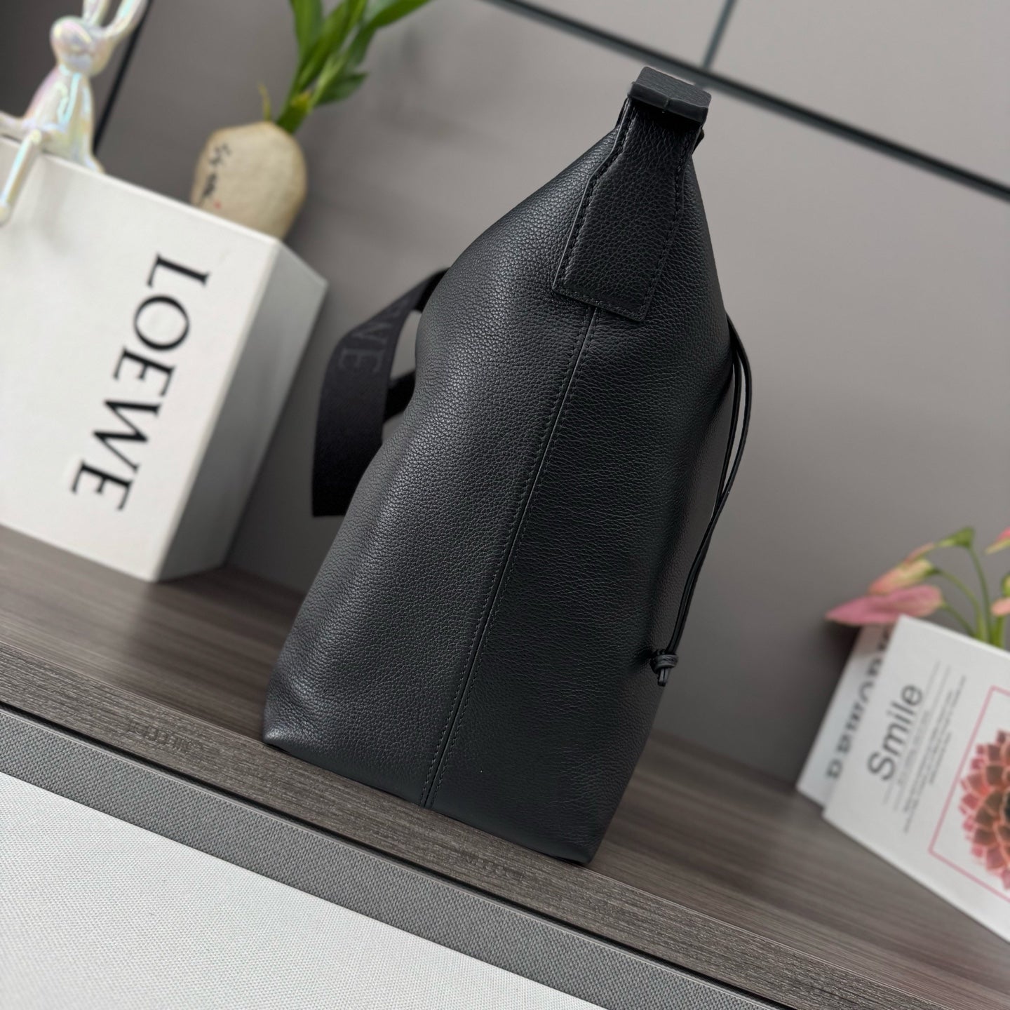 Loewe Small Cubi Crossbody Bag 29 Black Calfskin 280602