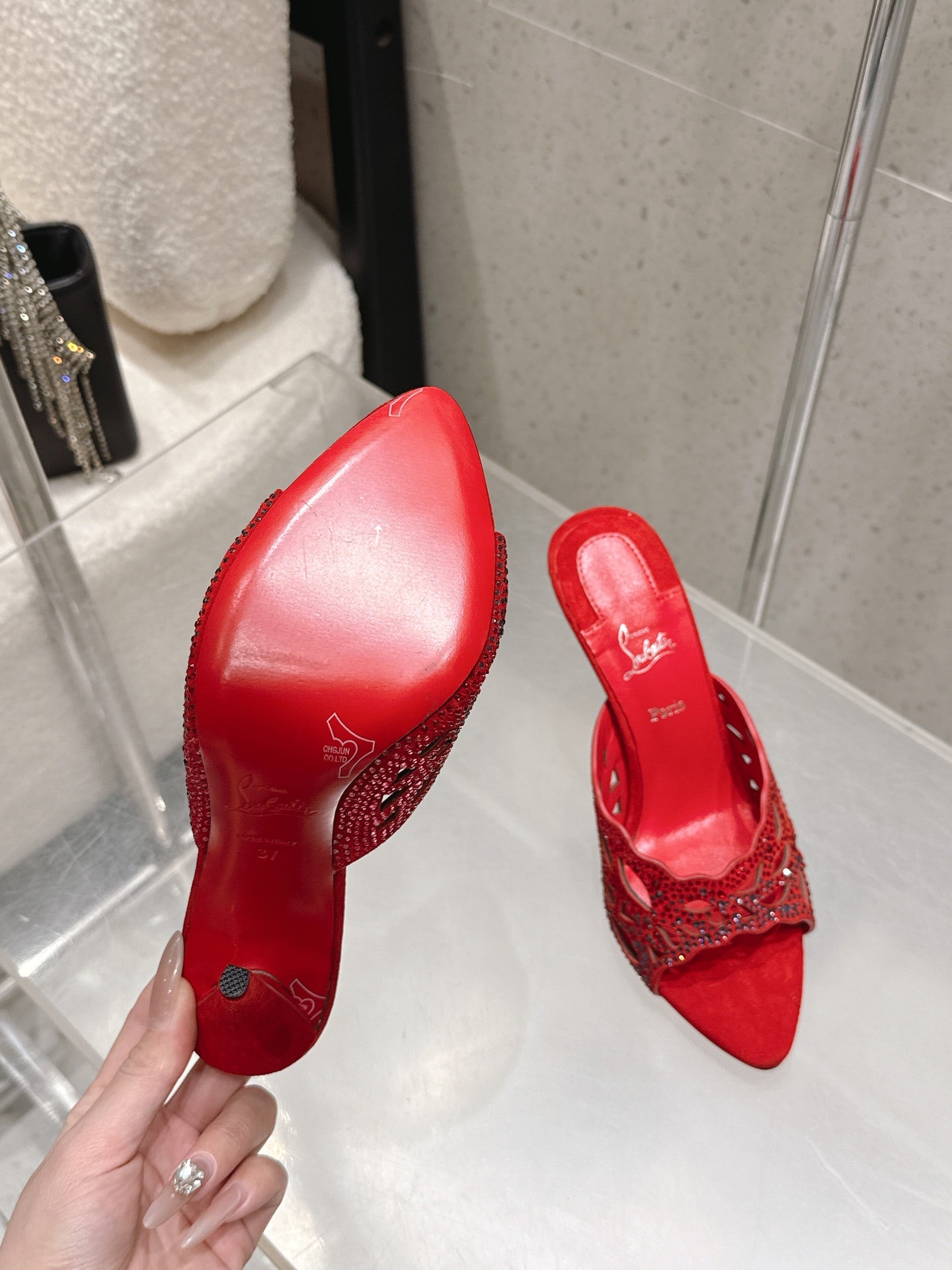 CL 26SS High-Heeled Slippers 100 Red Suede Sheepskin 636693