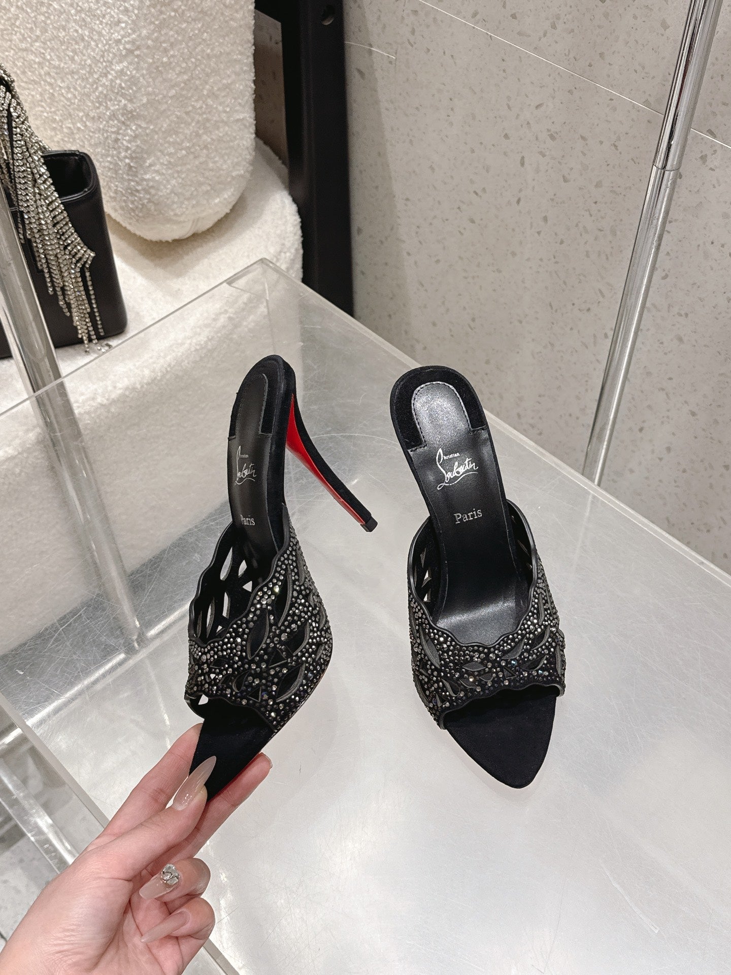 CL 26SS High-Heeled Slippers 100 Black Suede Sheepskin 636694
