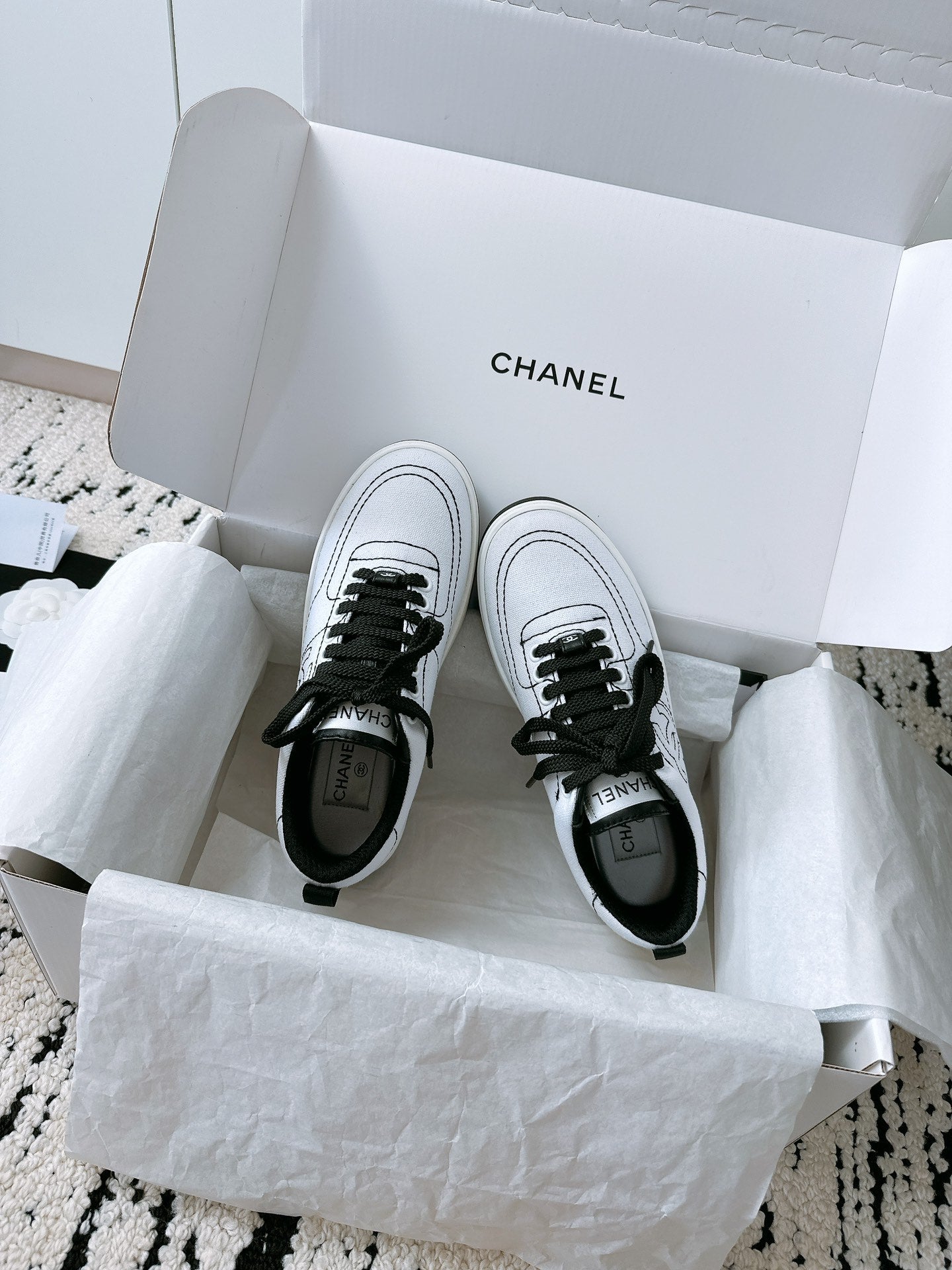 CC Sneaker In White Canvas Fabric 144501
