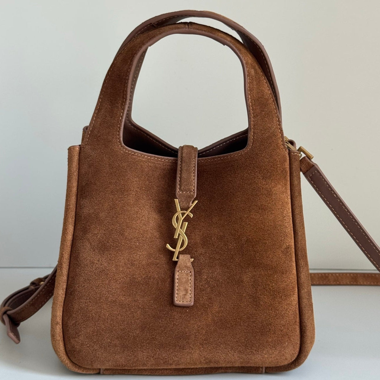 YSL 2026 Saint Laurent Le 5 à 7 Baby Bea 18cm Suede And Leather