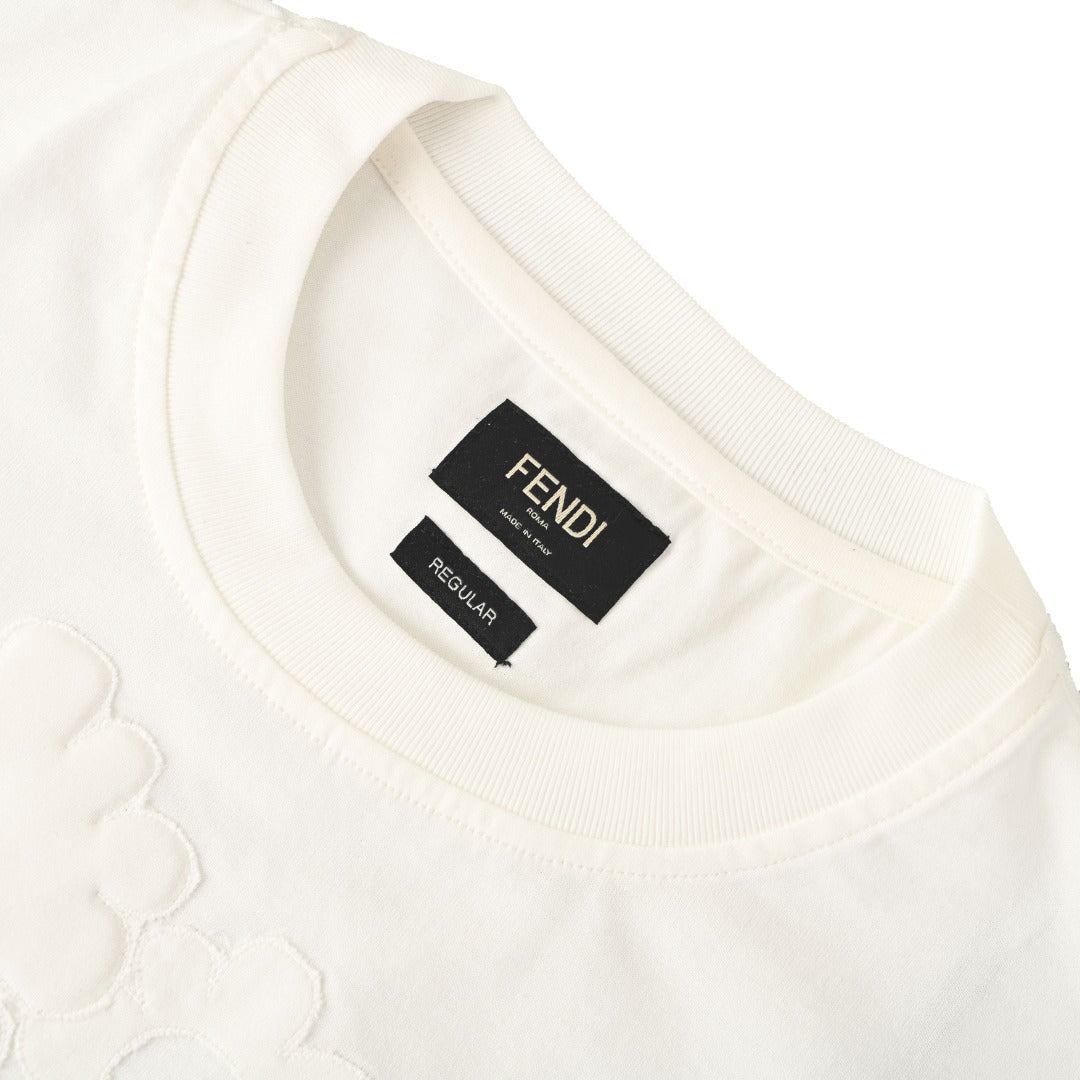 Fendi 2026 Men's  Floral Embroidered T-Shirt Cream Pure Cotton 827722