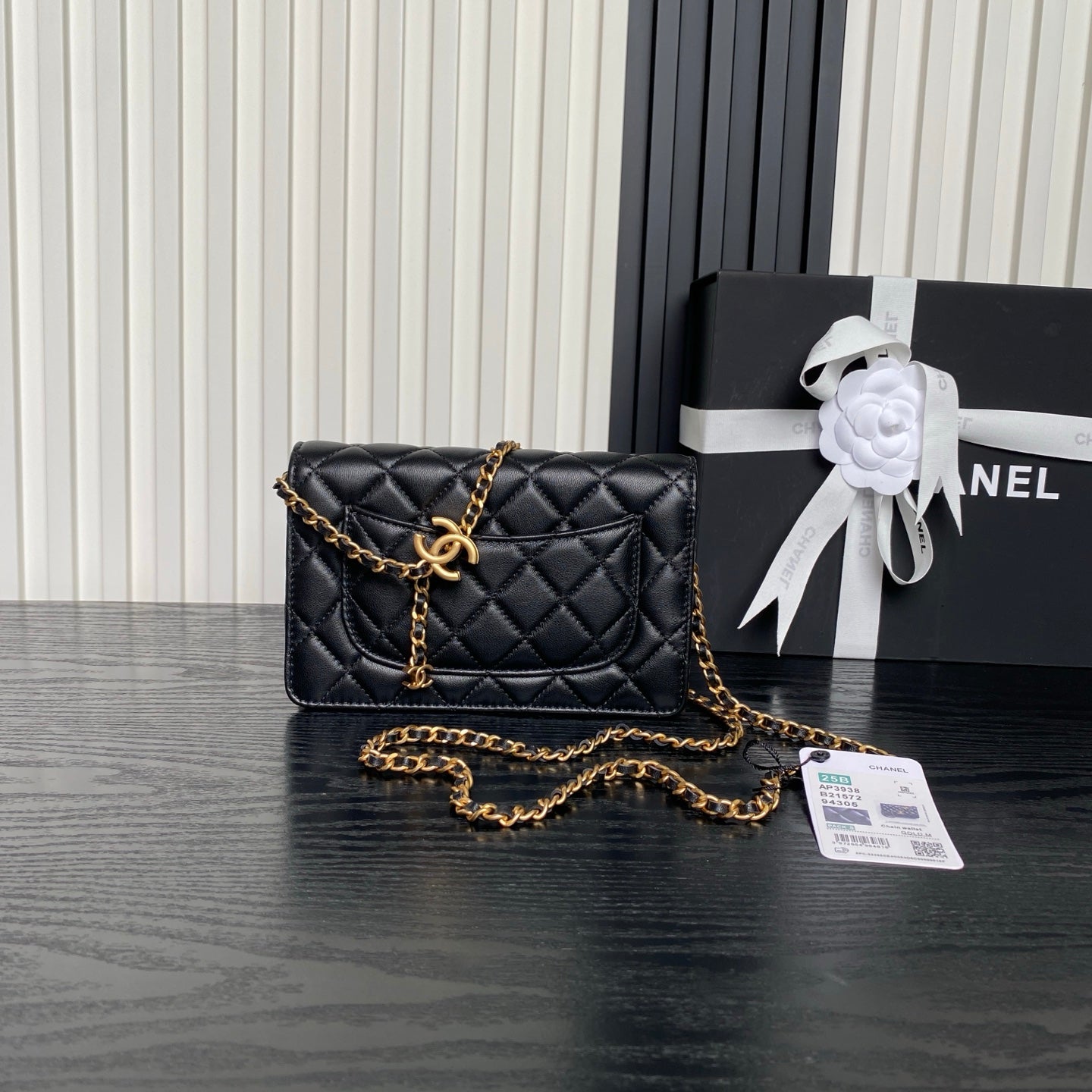 Chanel 2025 Bag Black Gold 19cm Lambskin 269234
