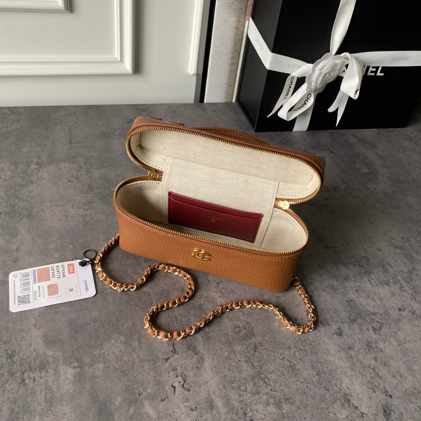 Chanel 2026 Vanity Bag 19.5cm Grained Calfskin