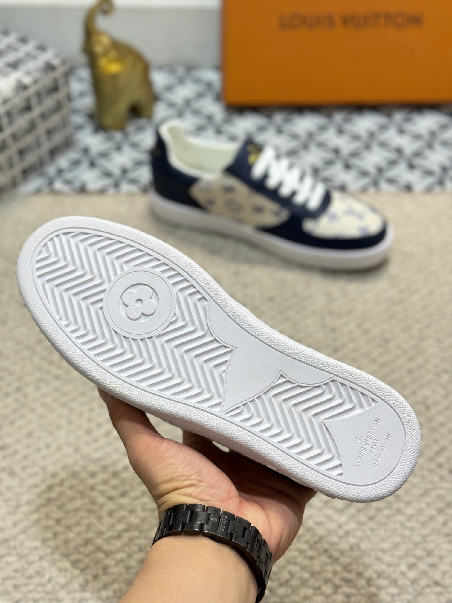 LV TRAINER SNEAKER NAVY BLUE CALFSKIN AND BEIGE MONOGRAM CANVAS