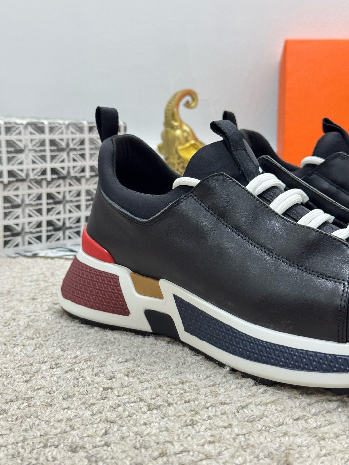 HM Men's Just Sneaker Black Cowhide And Nubuck Leather 545939
