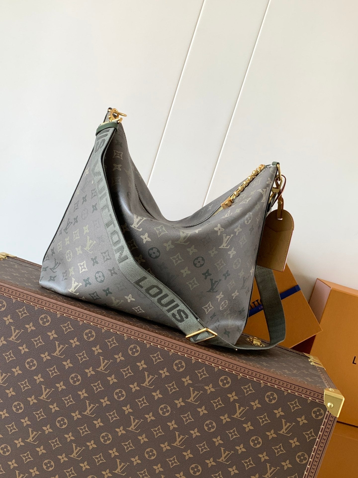 LV 2026 Vagabond Hobo Bag 48cm Grey Green Canvas Leather 281477