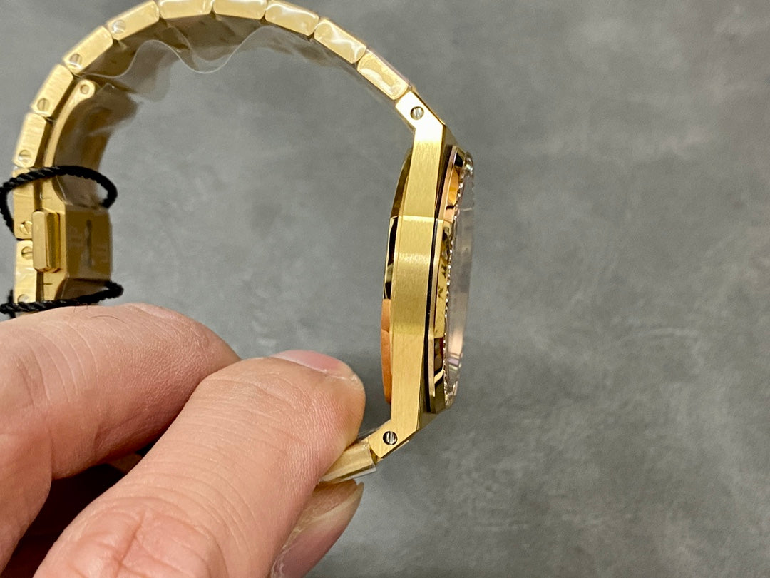 Audemars Piguet Royal Oak Lady 33mm Gold Case White Dial Diamond Bezel