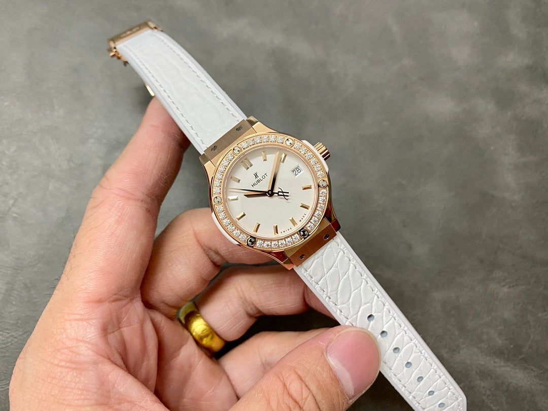Hublot Classic Fusion Rose Gold Diamonds 33mm Watch White Leather Strap