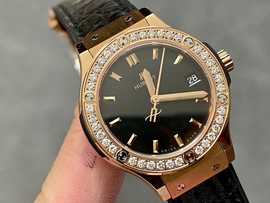 Hublot Classic Fusion Rose Gold Diamonds 33mm Watch Black Leather Strap