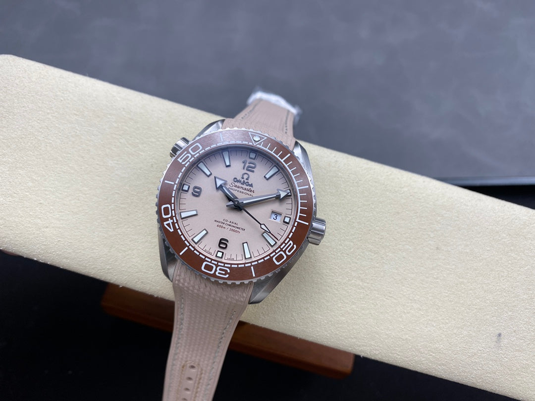 Omega Seamaster Planet Ocean 600M Co-Axial Master Chronometer Beige Strap