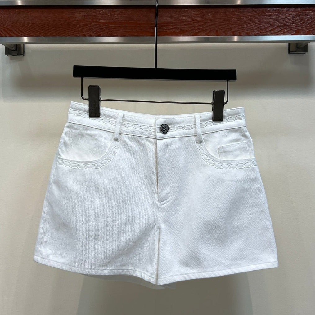 Chanel 2026 High-Waisted Denim Short White Cotton 360488