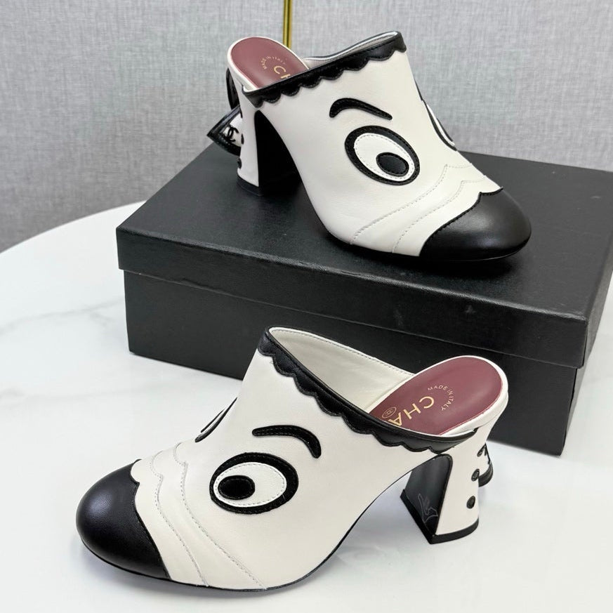 Chanel 2026 Mule 95mm White and Black Lambskin 904537