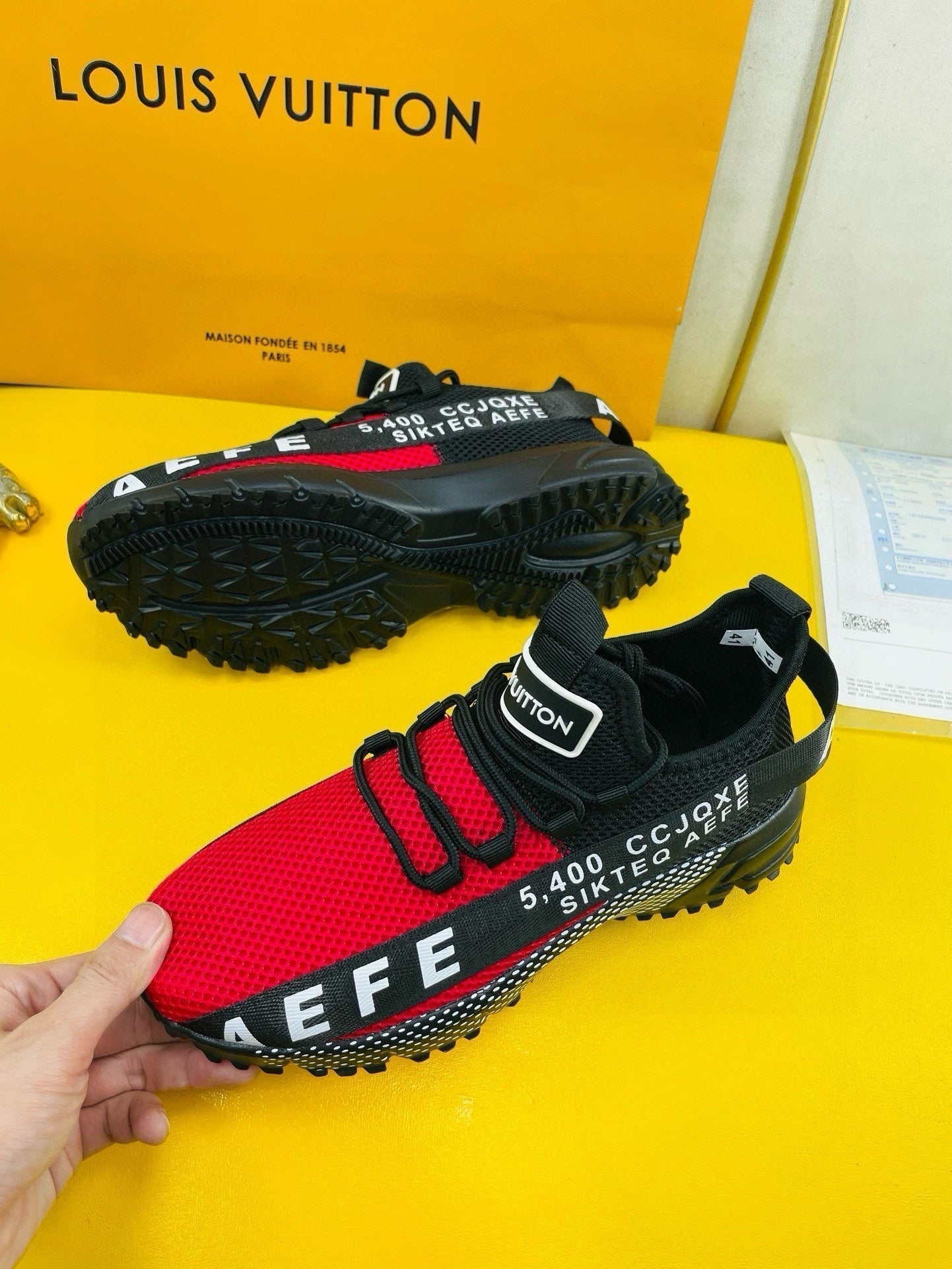 LV SNEAKER IN BLACK MIX RED BREATHABLE MESH FABRIC