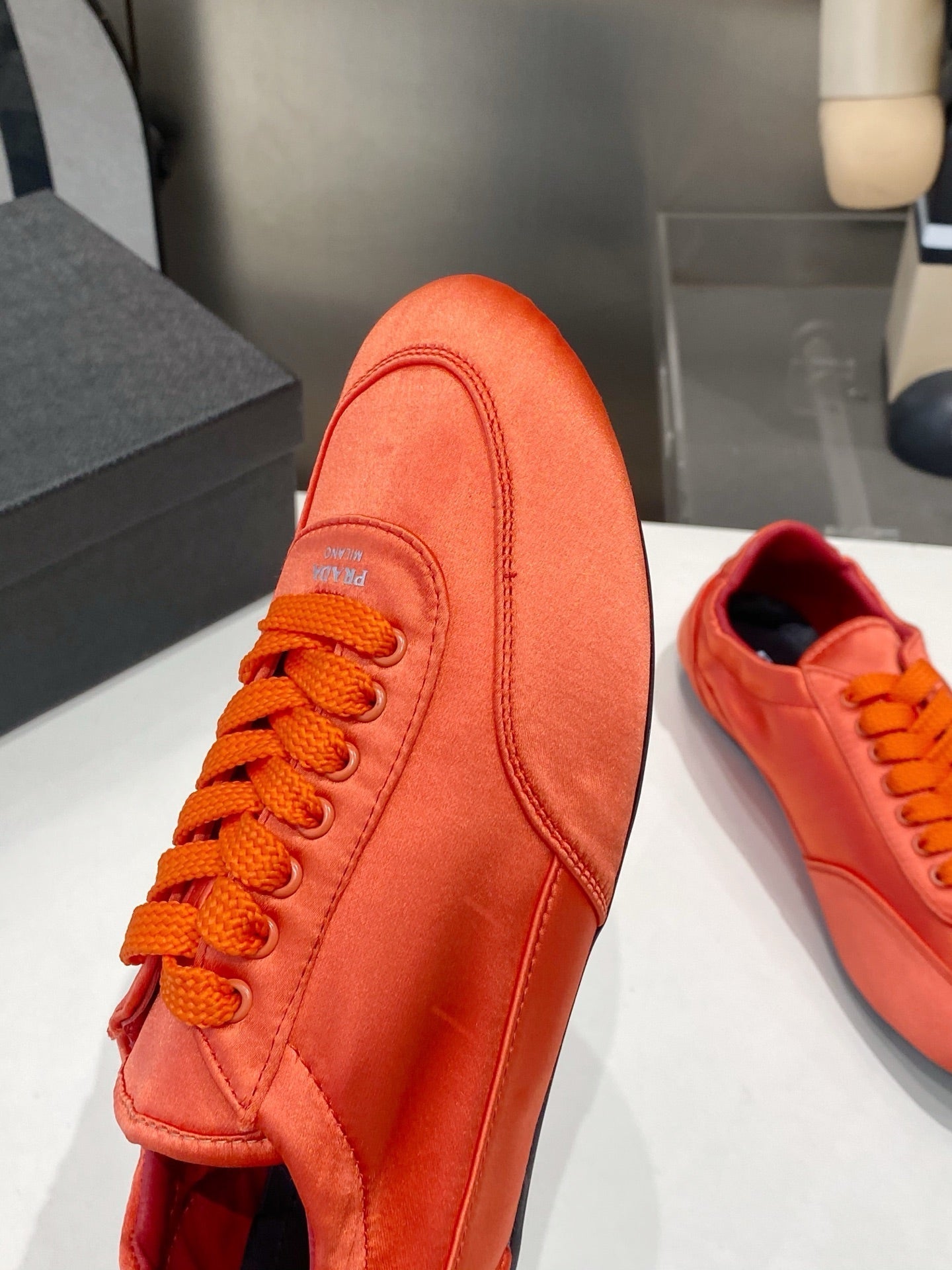 PRA 26S Casual Sneaker Orange Satin 628549