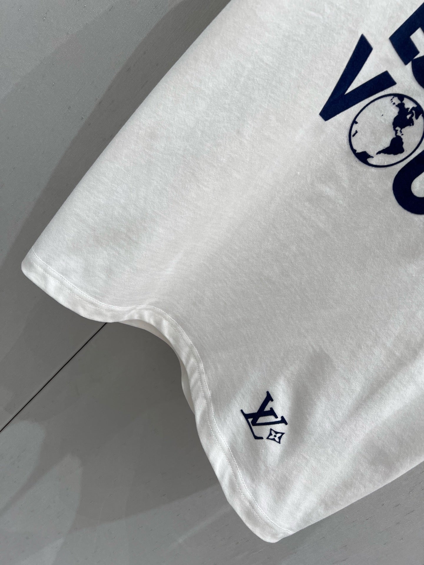 LV 25  T-shirt White Mix Blue Cotton 210315