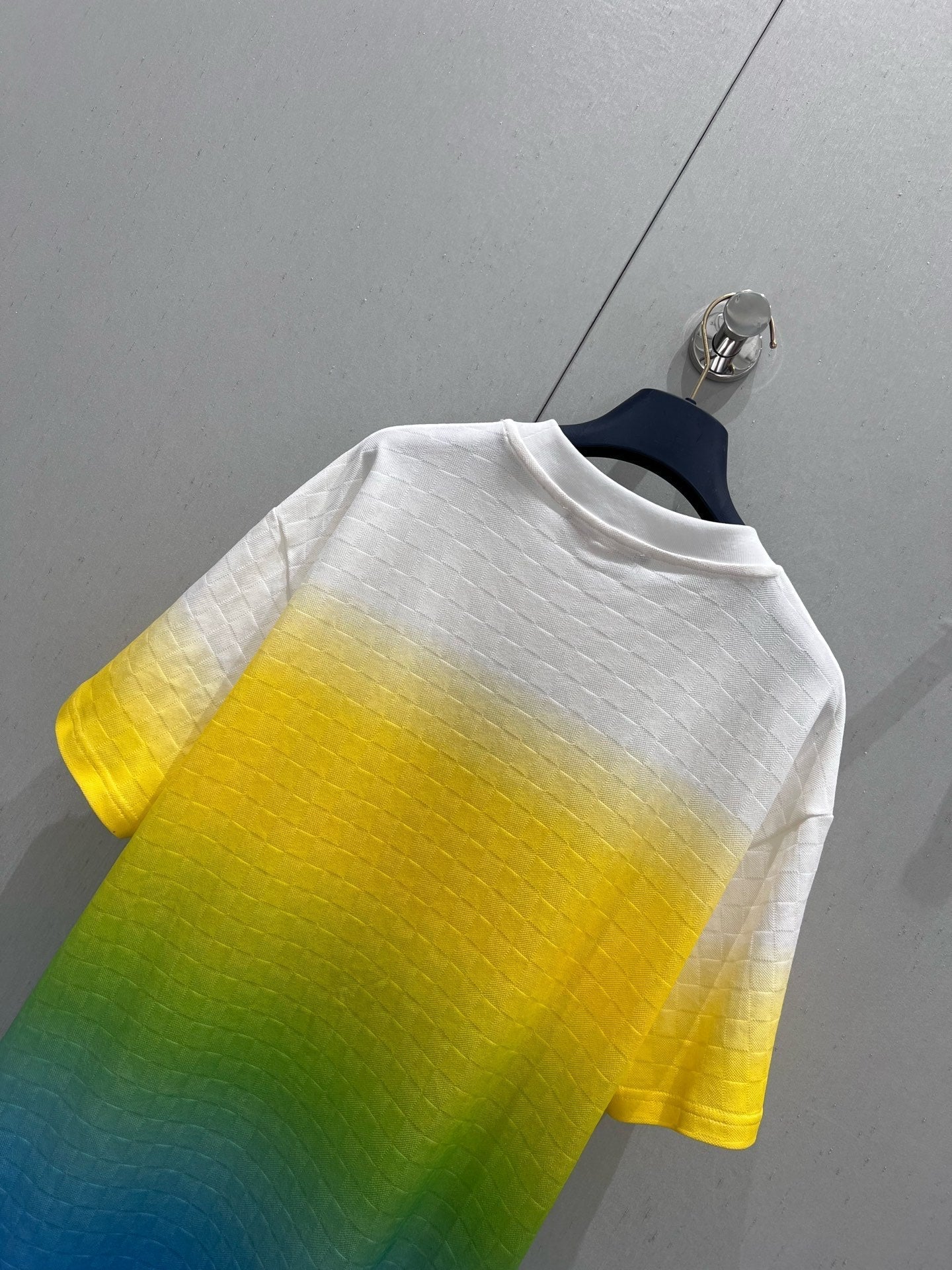 LV  T-shirt Multicolor 210724
