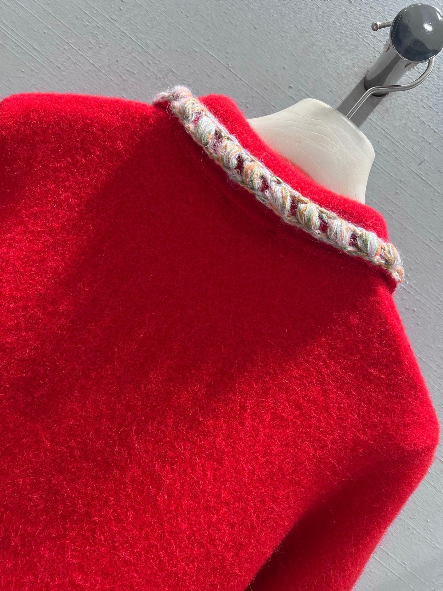CC 26 Short Jacket Red White Wool 340296