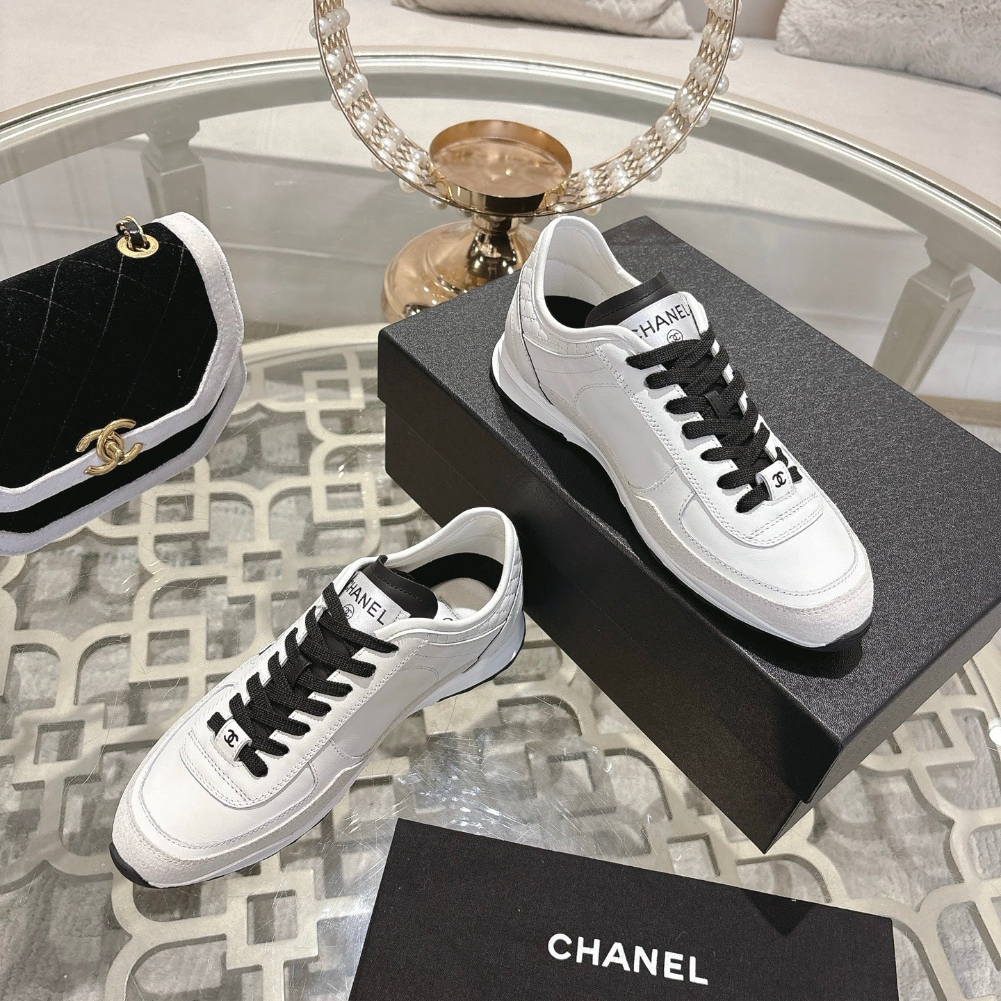 CC 25C Traines White Calfskin & Suede 213314