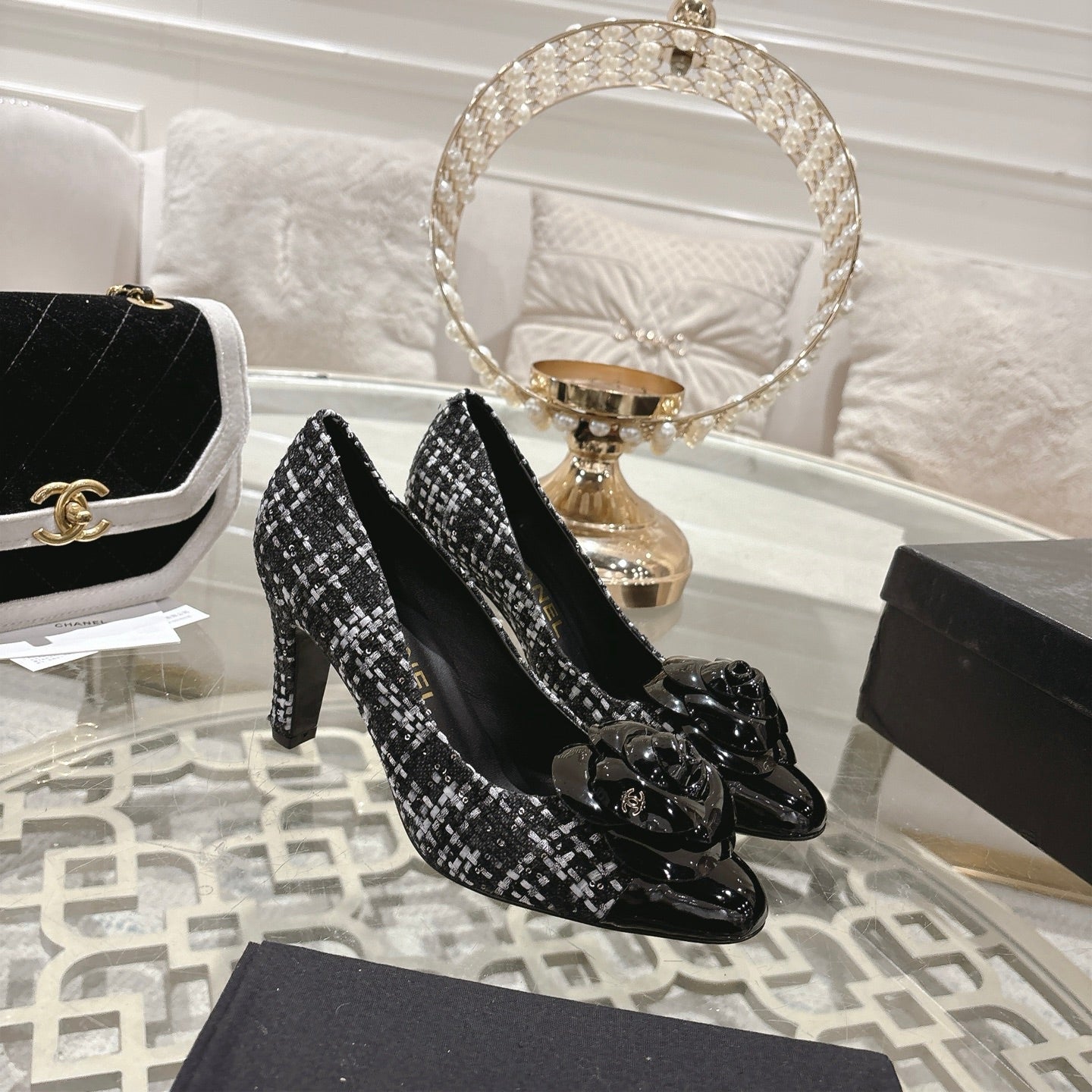 CC 26s High Heels Pump 85 Black White Wool Fabric 627015
